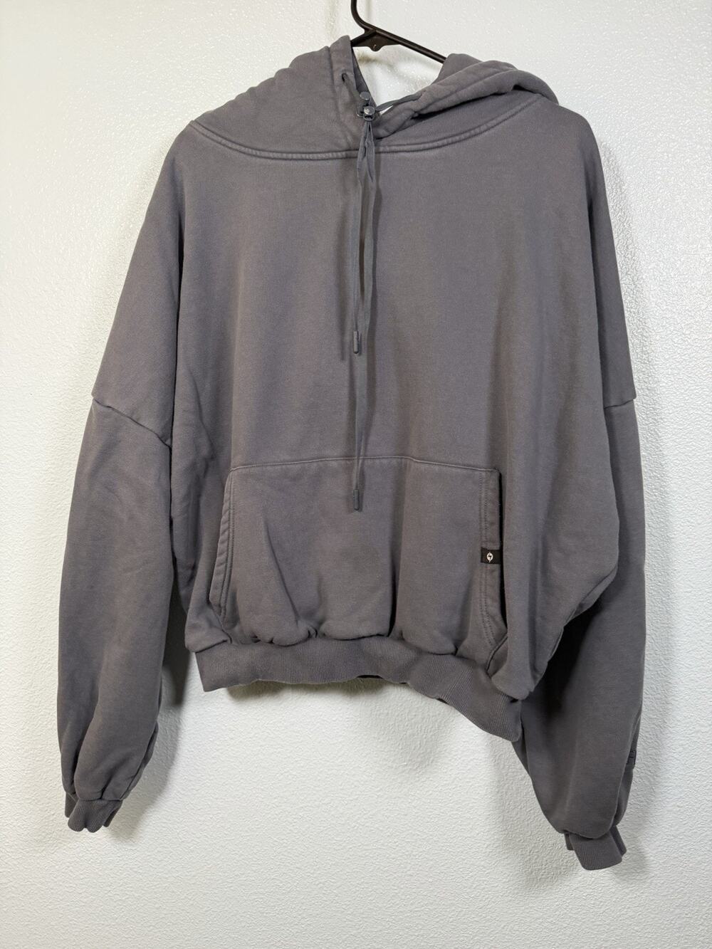 POPFLEX Women’s S/M Gray Oversized Cropped Hoodie Pullover So Magical